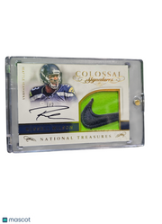 2017 Panini National Treasures Colossal Signatures Russell Wilson #30 Auto Patch